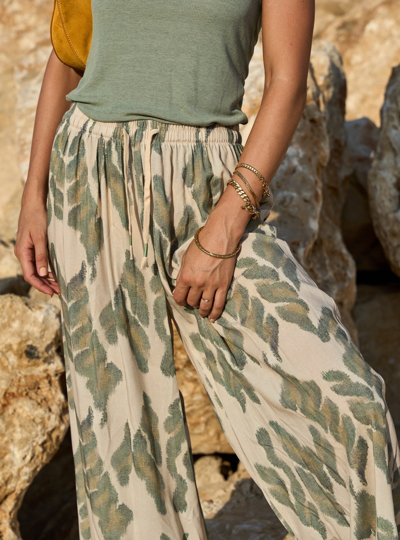 GALLERY PANTS OLIVE